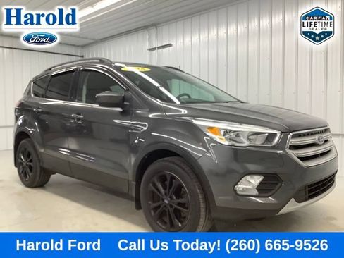 Used 2018 Ford Escape SE w/ SE SYNC Package AWD/4WD image 1