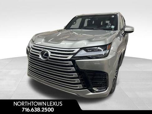 New 2025 Lexus LX 600 4WD w/ Luxury Package image 3
