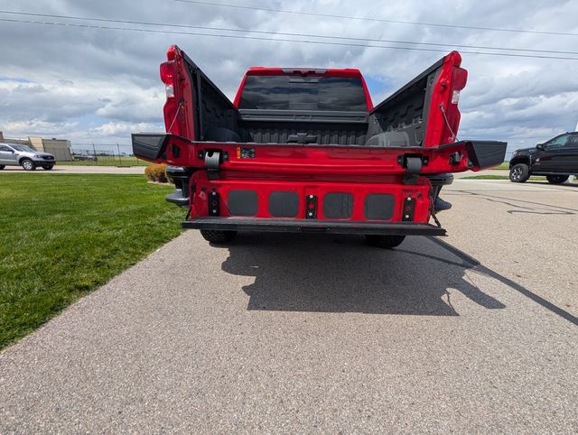 Used 2025 Chevrolet Silverado 1500 ZR2 w/ Technology Package AWD/4WD image 10