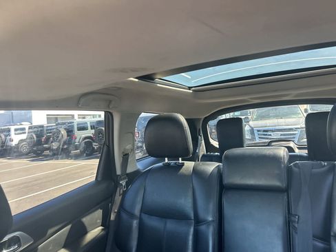 Used 2017 Nissan Pathfinder Platinum w/ Midnight Edition Package image 14