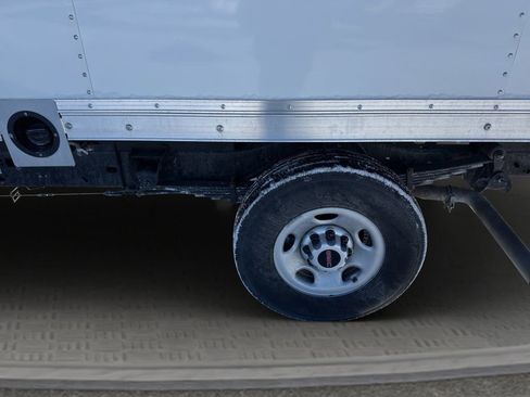 New 2025 GMC Savana 3500 w/ Power Convenience Package image 27