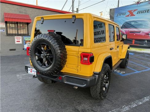 Used 2019 Jeep Wrangler Unlimited Sahara w/ Quick Order Package 24M Moab AWD/4WD image 62