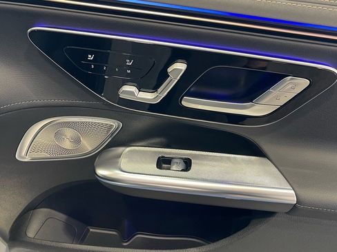 Used 2024 Mercedes-Benz EQE 500 4MATIC Sedan w/ Driver Assistance Package image 34