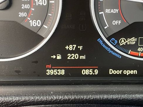 Used 2019 BMW 430i Coupe w/ M Sport Package image 32