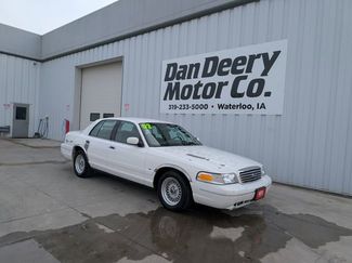 Used 2002 Ford Crown Victoria LX video 1