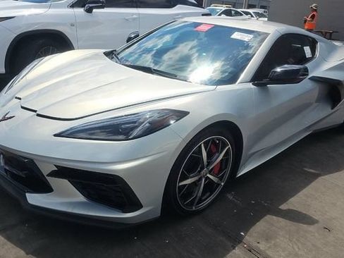 Used 2021 Chevrolet Corvette Stingray Preferred Cpe w/ Z51 Performance Package RWD image 1