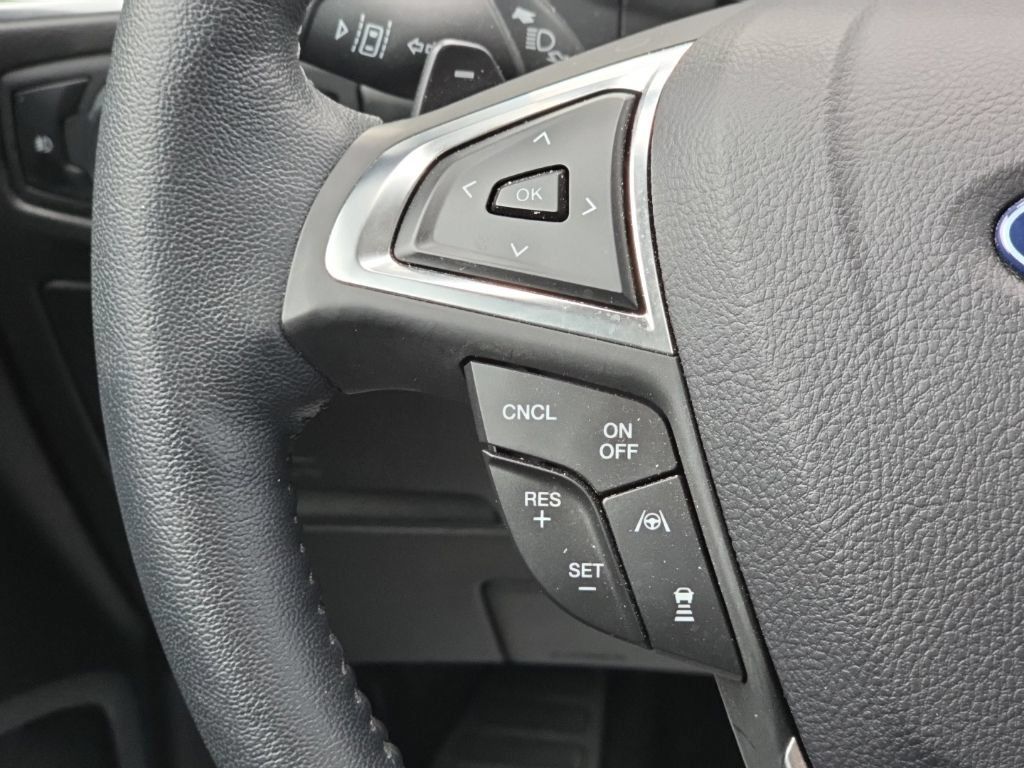 Used 2024 Ford Edge Titanium w/ Equipment Group 301A AWD/4WD image 30