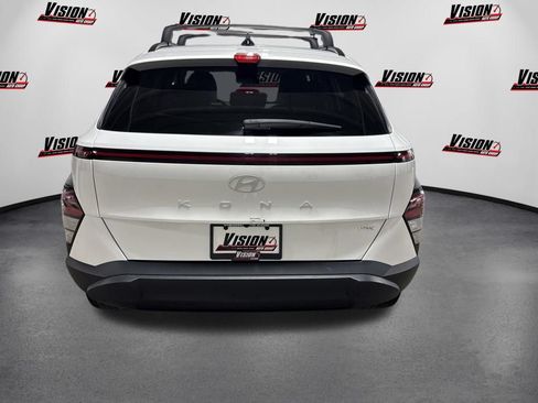 Certified 2024 Hyundai Kona SEL AWD/4WD image 6