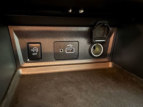 Certified 2025 Nissan Sentra S image 27