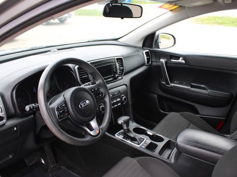 Used 2018 Kia Sportage LX AWD/4WD image 19