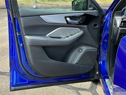 Used 2023 Acura MDX A-Spec image 9