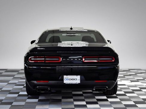 Used 2018 Dodge Challenger R/T Scat Pack w/ Leather Interior Group image 4