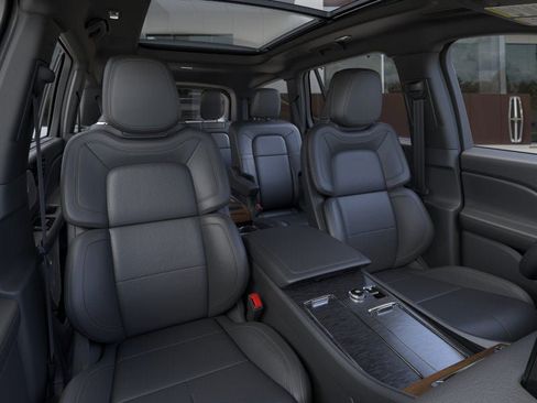 New 2026 Lincoln Aviator Reserve image 10