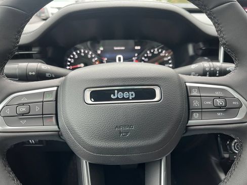 New 2026 Jeep Compass Limited AWD/4WD image 16