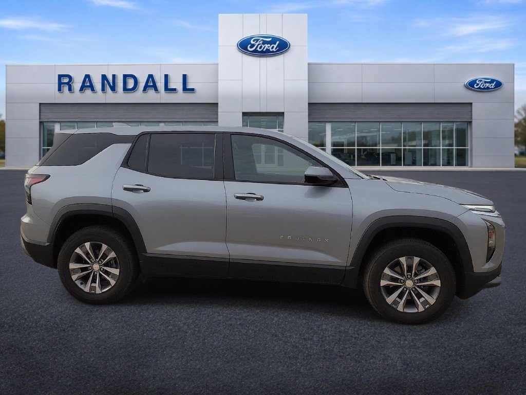 Used 2026 Chevrolet Equinox LT AWD/4WD image 6