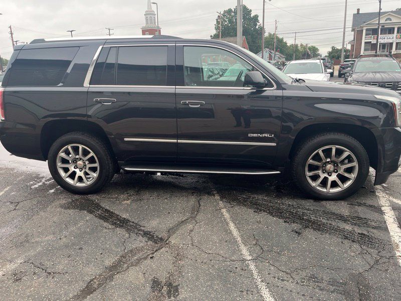 Used 2020 GMC Yukon Denali w/ Open Road Package AWD/4WD image 4