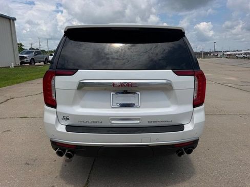 Used 2022 GMC Yukon Denali AWD/4WD image 4