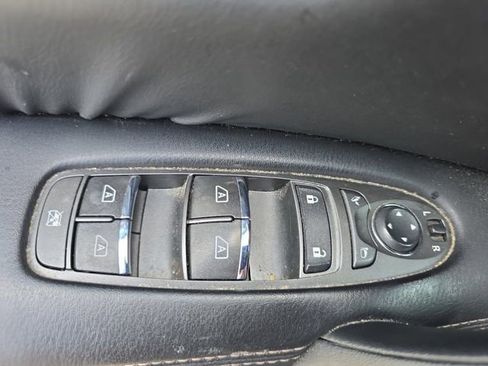 Used 2023 Nissan Armada Platinum w/ Captain's Chairs Package AWD/4WD image 29
