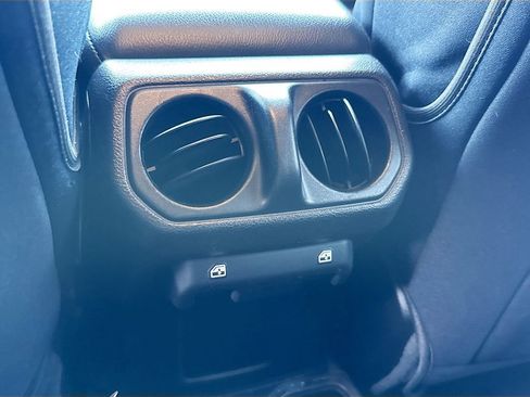 Used 2023 Jeep Wrangler Sport S image 28