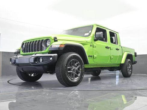 Used 2025 Jeep Gladiator Sport AWD/4WD image 50