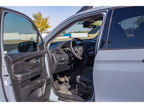 Used 2023 Honda Ridgeline Sport image 26