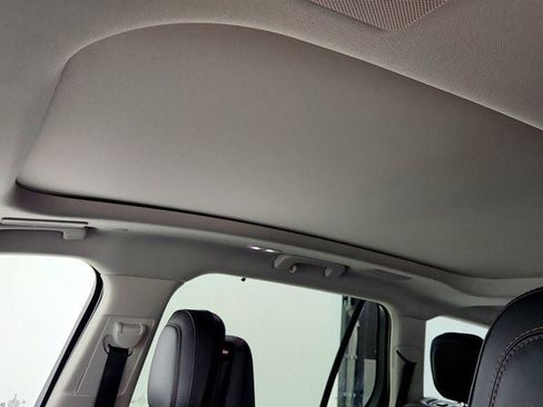 Used 2025 Lincoln Aviator Reserve w/ Equipment Group 201A image 10