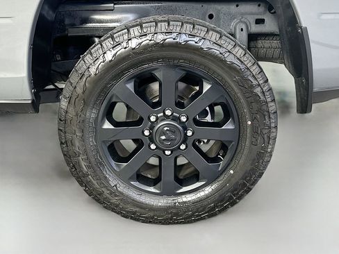 Used 2025 RAM 2500 Laramie w/ Night Edition AWD/4WD image 34