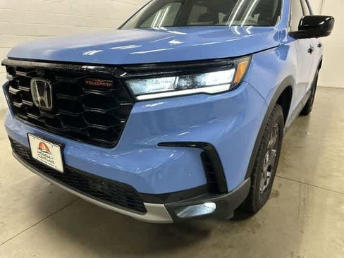 Used 2024 Honda Pilot TrailSport image 31