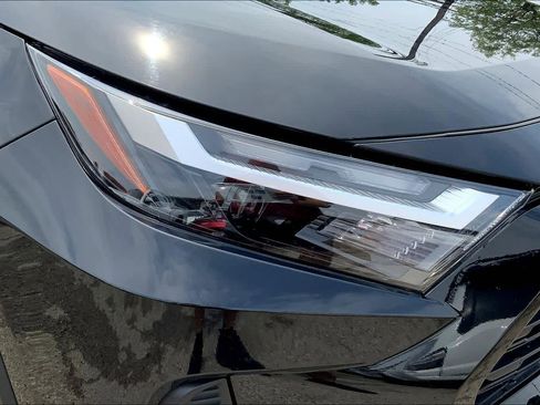 Used 2025 Toyota RAV4 XLE image 27