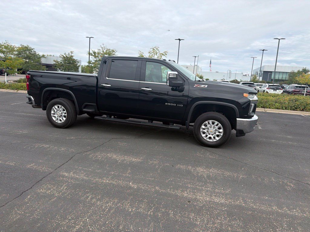 Used 2021 Chevrolet Silverado 2500 LTZ w/ Z71 Off-Road Package AWD/4WD image 15
