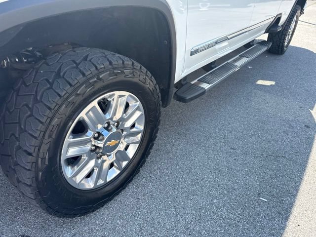 Used 2025 Chevrolet Silverado 3500 High Country w/ High Country Premium Package AWD/4WD image 30