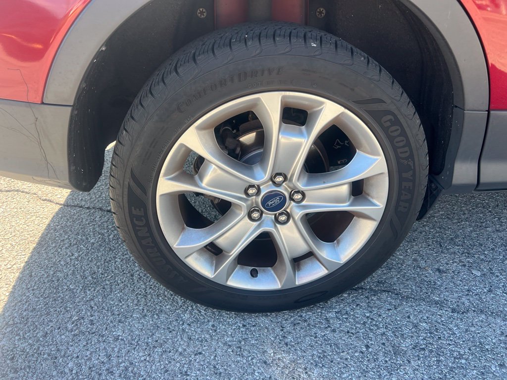 Used 2013 Ford Escape SEL AWD/4WD image 4