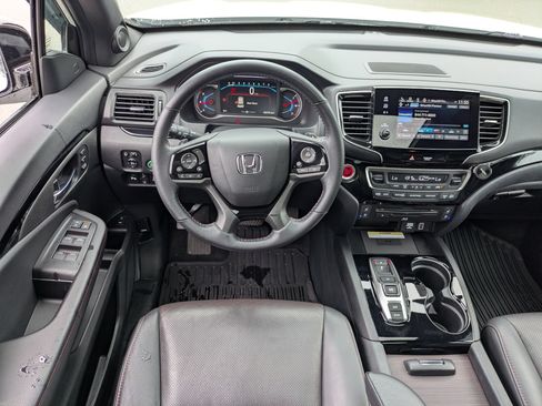 Used 2022 Honda Pilot Black Edition image 33