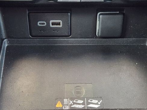 Certified 2023 Chevrolet Tahoe Z71 w/ Luxury Package AWD/4WD image 35