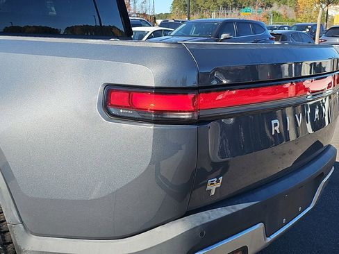 Used 2022 Rivian R1T Launch Edition image 39