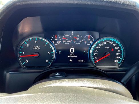 Used 2018 GMC Yukon XL Denali w/ Denali Ultimate Package AWD/4WD image 25