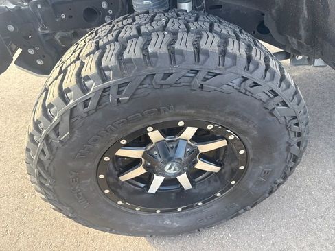 Used 2021 Jeep Gladiator Mojave image 32