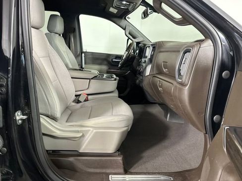 Used 2022 Chevrolet Silverado 3500 LT w/ All Star Edition image 27