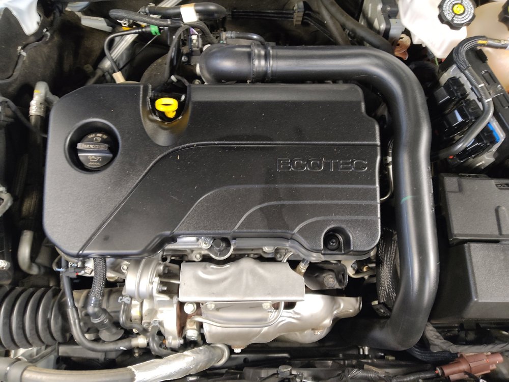 Used 2023 Chevrolet Malibu LT FWD image 30