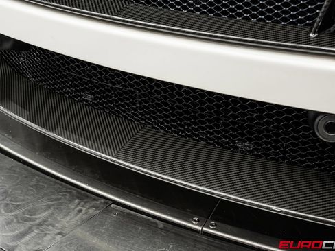 Used 2017 Aston Martin V12 Vantage S image 14