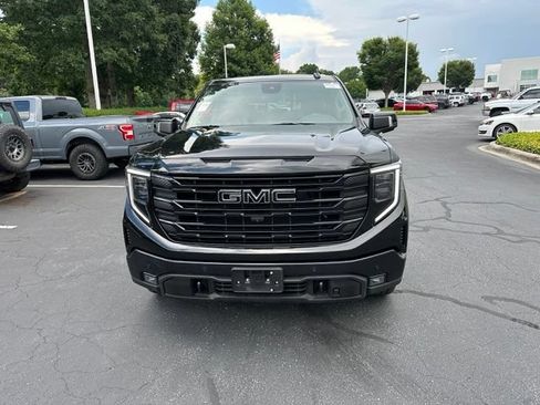 Used 2024 GMC Sierra 1500 Elevation w/ Elevation Premium Package AWD/4WD image 4