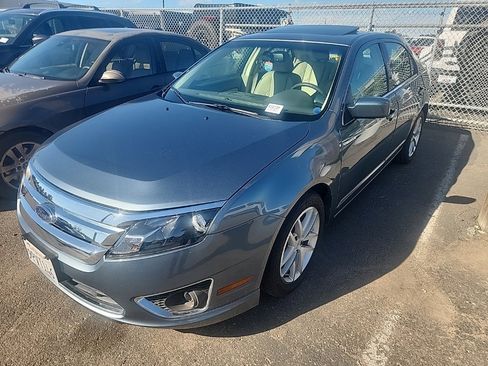 Used 2011 Ford Fusion SEL w/ 301A Rapid Spec Order Code image 3
