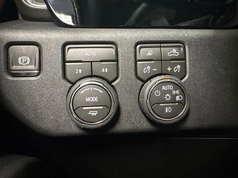 New 2026 Chevrolet Silverado 1500 LTZ w/ LTZ Convenience Package II AWD/4WD image 27