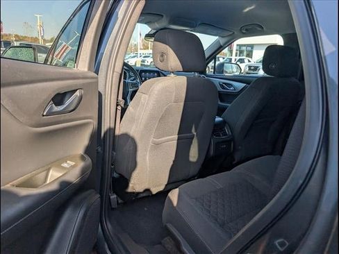 Used 2020 Chevrolet Blazer LT image 17