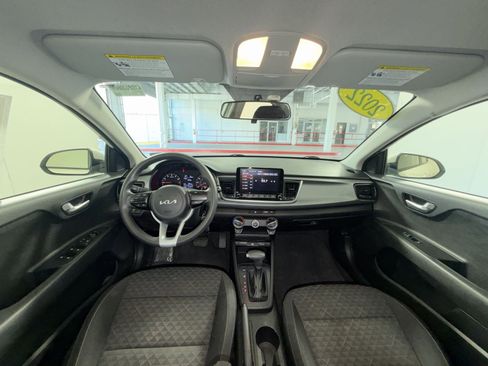 Used 2022 Kia Rio LX image 22