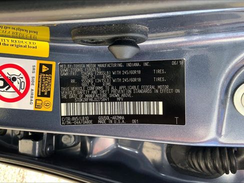 Used 2018 Toyota Highlander XLE FWD image 36