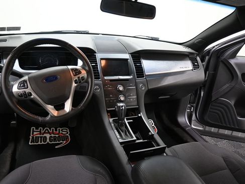 Used 2016 Ford Taurus SEL w/ Equipment Group 201A AWD/4WD image 4