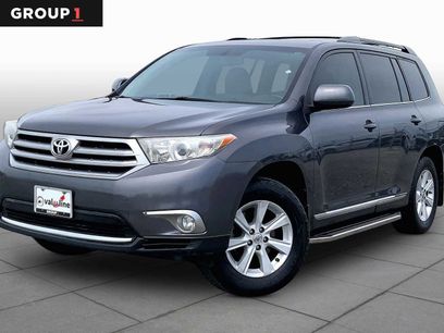 Used 2013 Toyota Highlander SE
