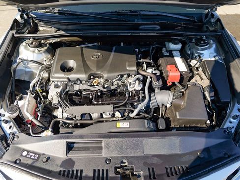 Used 2022 Toyota Camry LE w/ Carpet Mat Package (TMS) FWD image 53