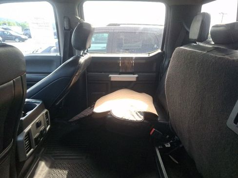 Used 2018 Ford F150 Lariat AWD/4WD image 14